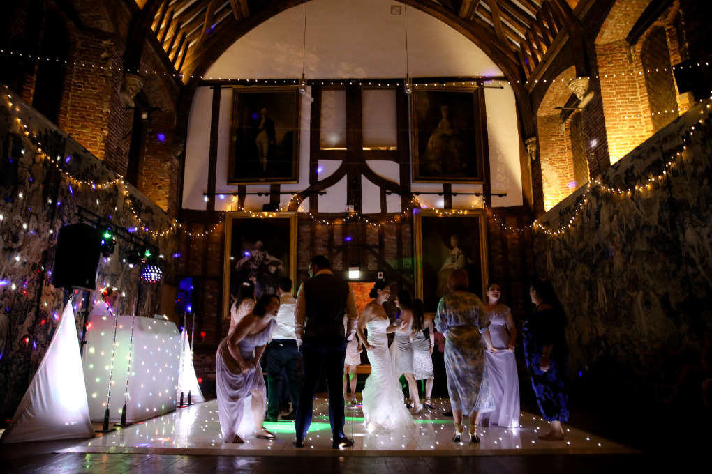 Wedding music choosing music for your special day wedding disco