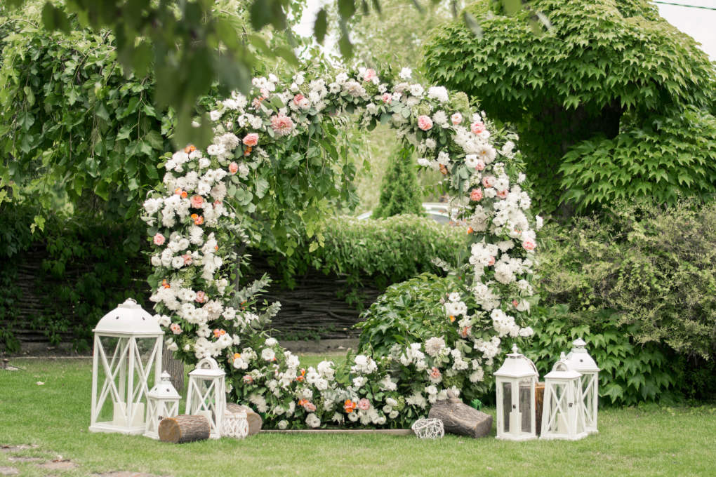 Wedding arch ideas for every wedding spring floral wedding arch
